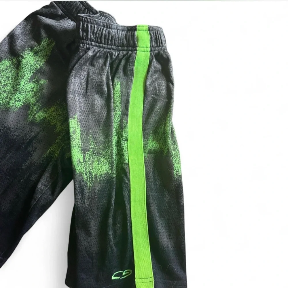 C9 Champion Boys Gray & Neon Green Athletic Shorts - M (8/10)